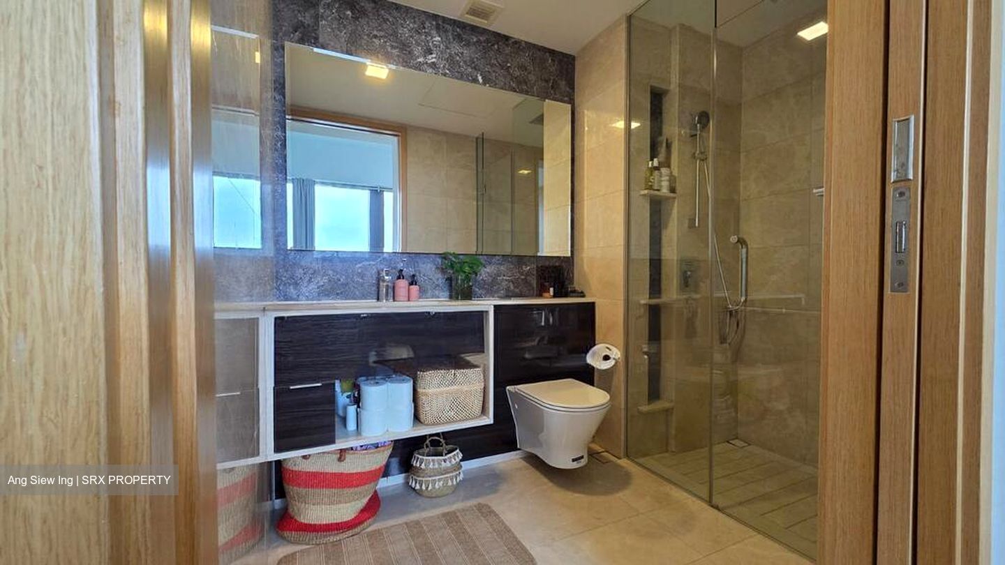 Commonwealth Towers (D3), Condominium #518606861